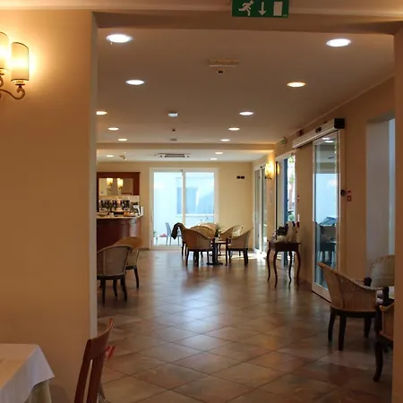 Hotel Jole 3*